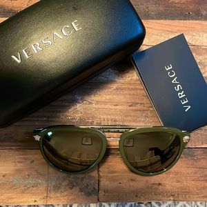 Versace Mens/Womens Aviators Dark GREEN